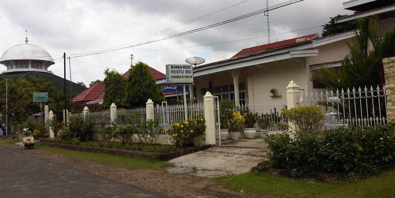 101. Rumah , Jl.ihwan . Rais Komplek Setia Negara Telanai (2)